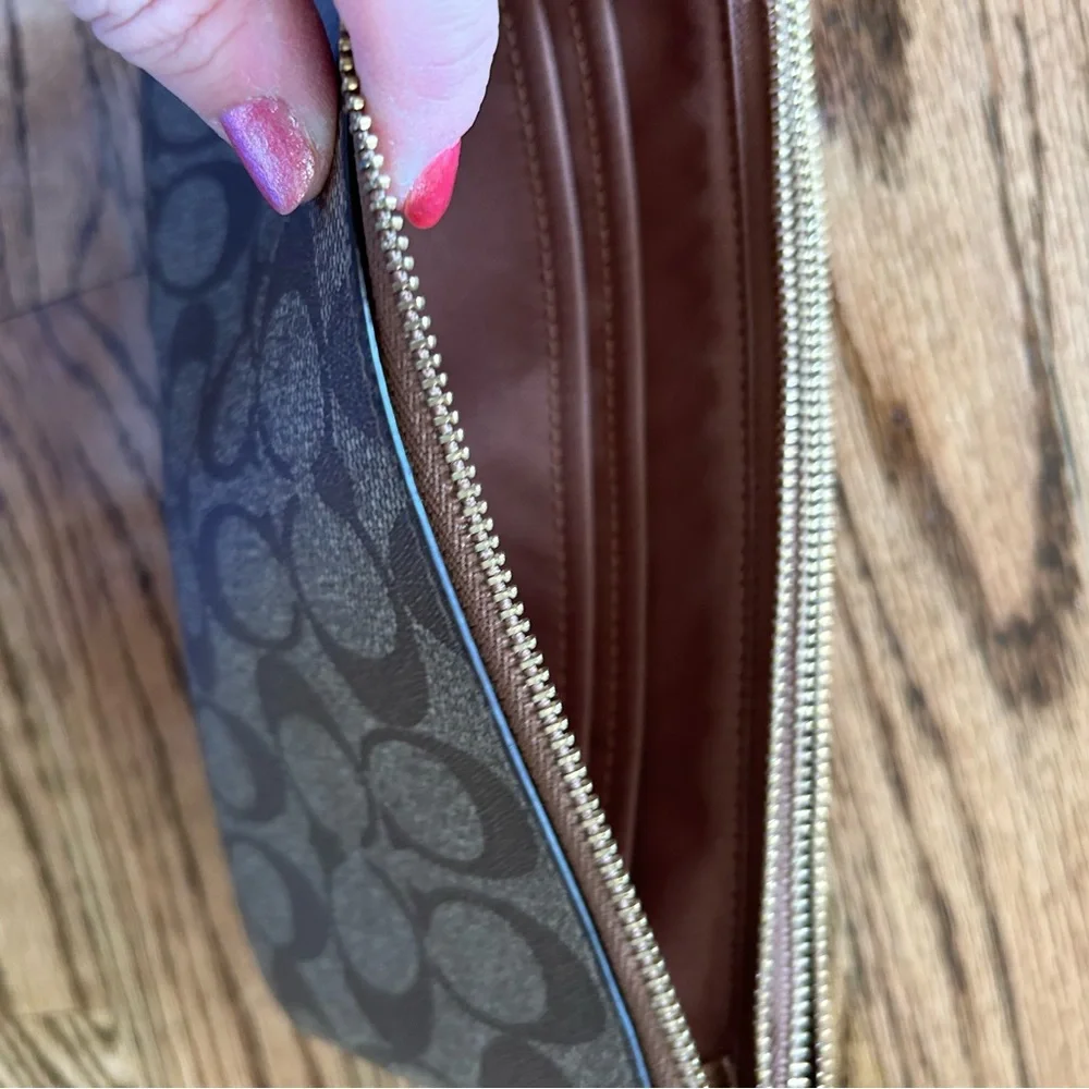 Coach double zip pouch wallet wristlet - Picture 8 of 16